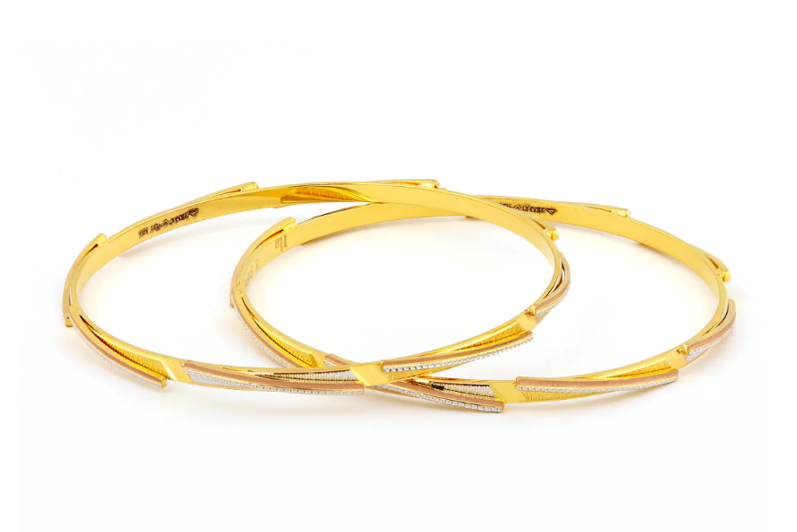 9 Must-Have Dhanteras Jewellery Pieces for Every Woman 3 Bangles and Bracelets - Dhanteras Jewellery Pieces