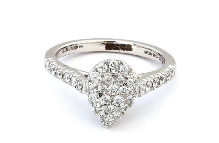 10 Unique Modern Diamond Engagement Rings Design 2023 8 Asscher Cut Diamond Ring
