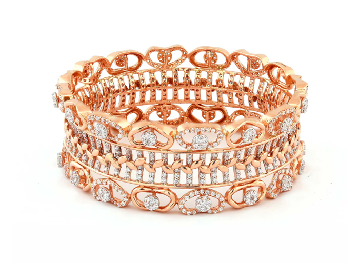 10 Must-have South Indian Gold Jewellery for Bride 9 rose gold diamond bangle