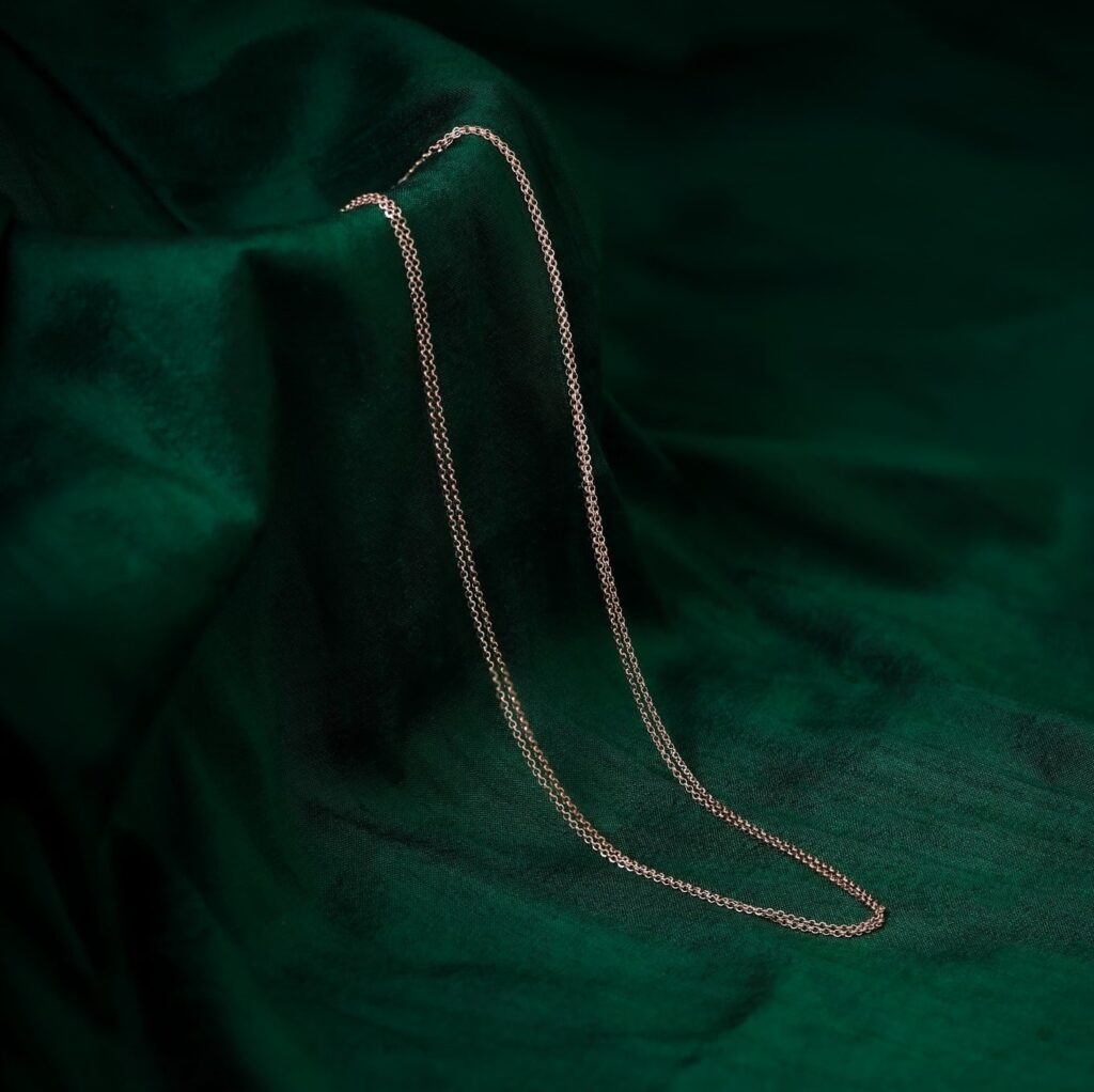 Jewellery Under 25K You Must Have 14 Rose Elegance Chain