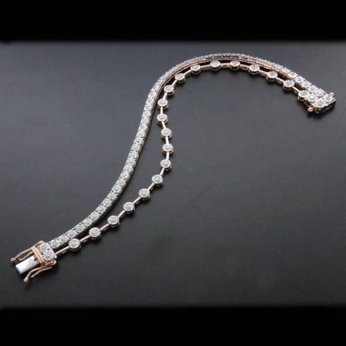 20 Trendy Diamond Bracelet Ideas to Match Any Outfit 2 Diamond-studded Chain Bracelet