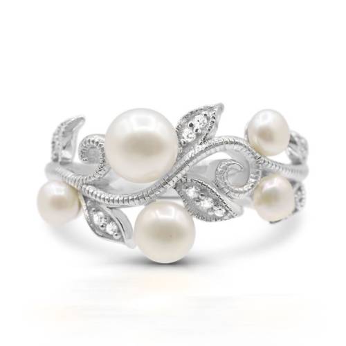 Elegant Pearl and Diamond