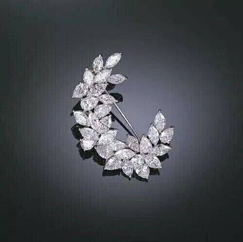 9 Dazzling Diamond Jewelry Gift for Brides 3 Trendy Diamond Brooch